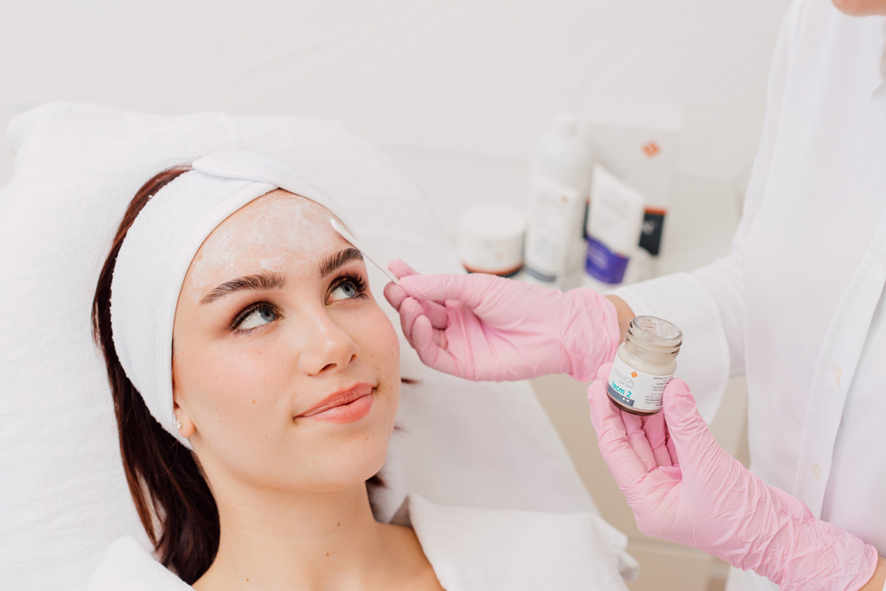 Ästhetische Medizin Frechen / Königsdorf – Leistung – Creme Ästhetische Medizin Frechen / Königsdorf - Leistung - Creme